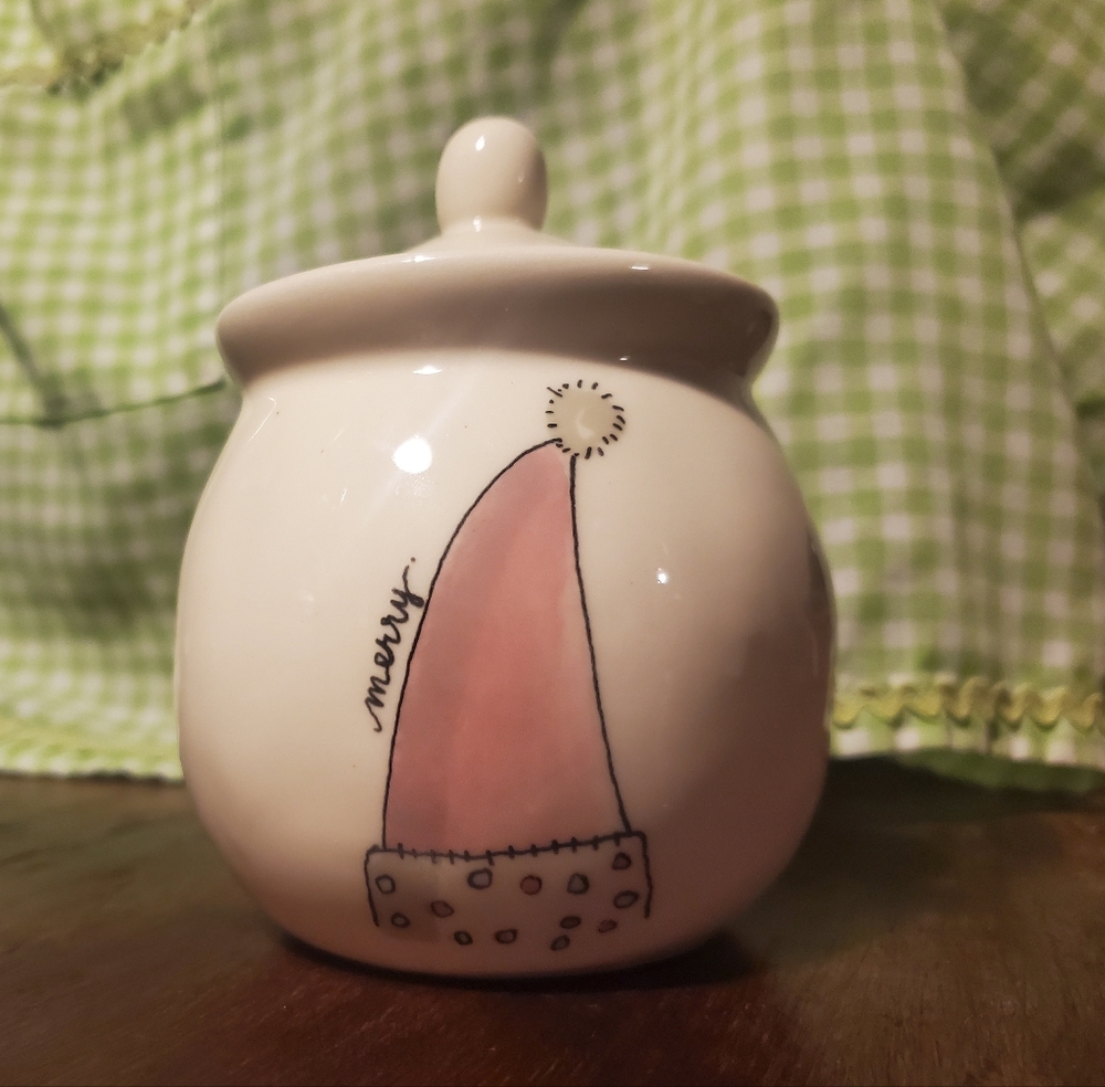 Rare Rae Dunn sugar bowl